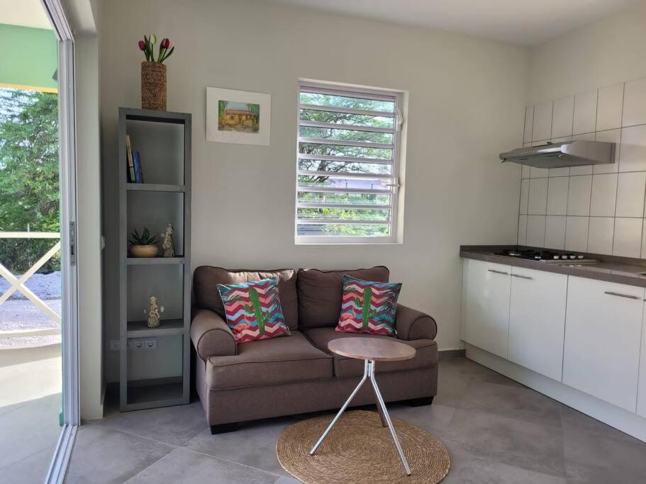 Local Willibrord Lodge Willibrordus Екстер'єр фото